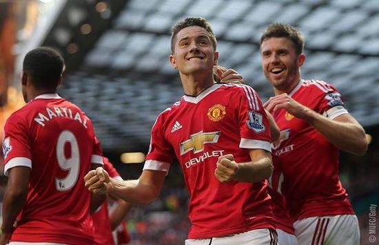 每场比赛都 每场比赛都